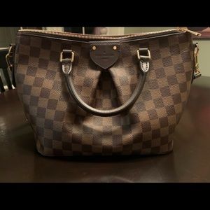 Louis Vuitton Sienna